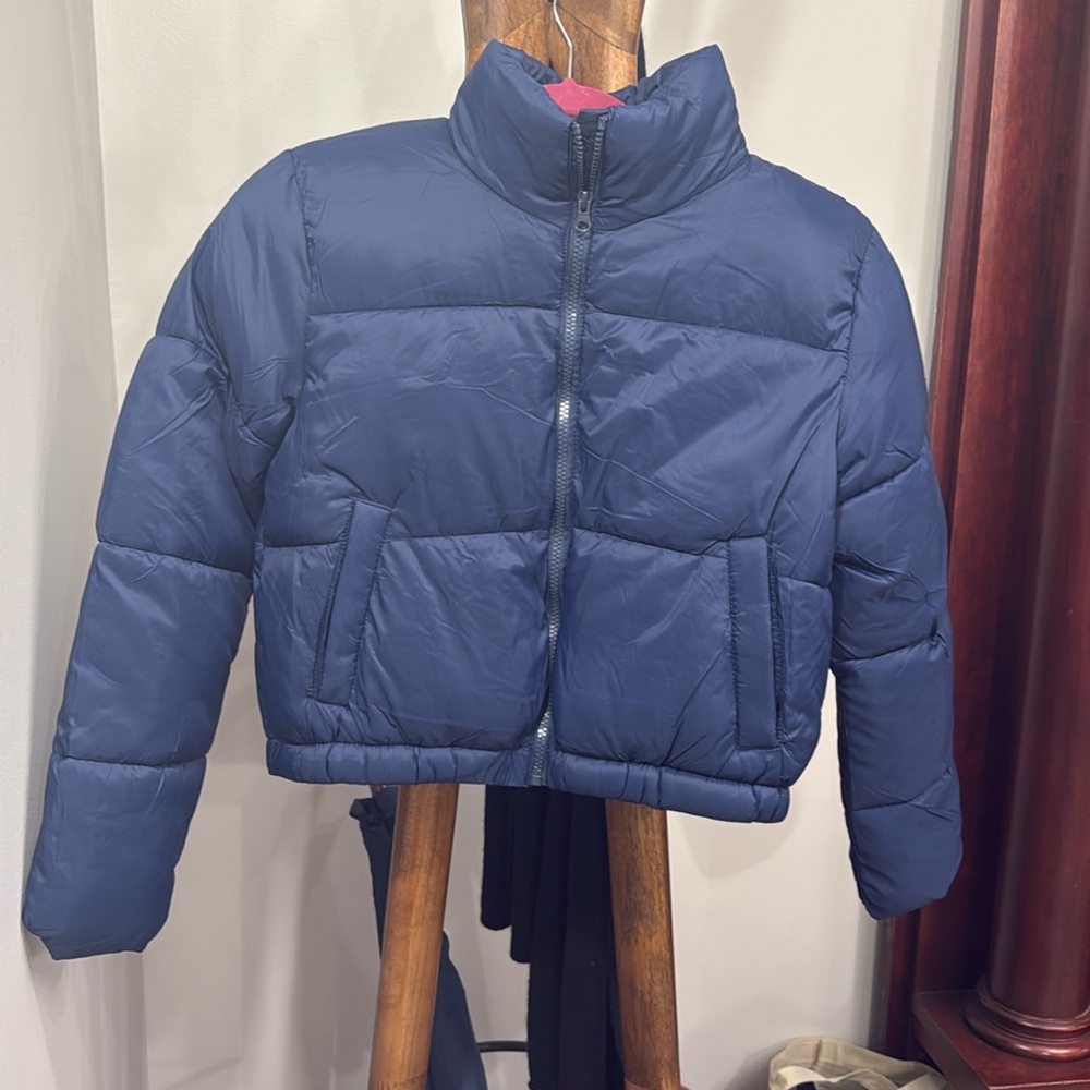 Women’s blue puffer jacket - never worn